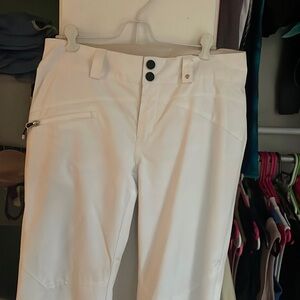 Obermeyer white ski pants
Nearly new condition